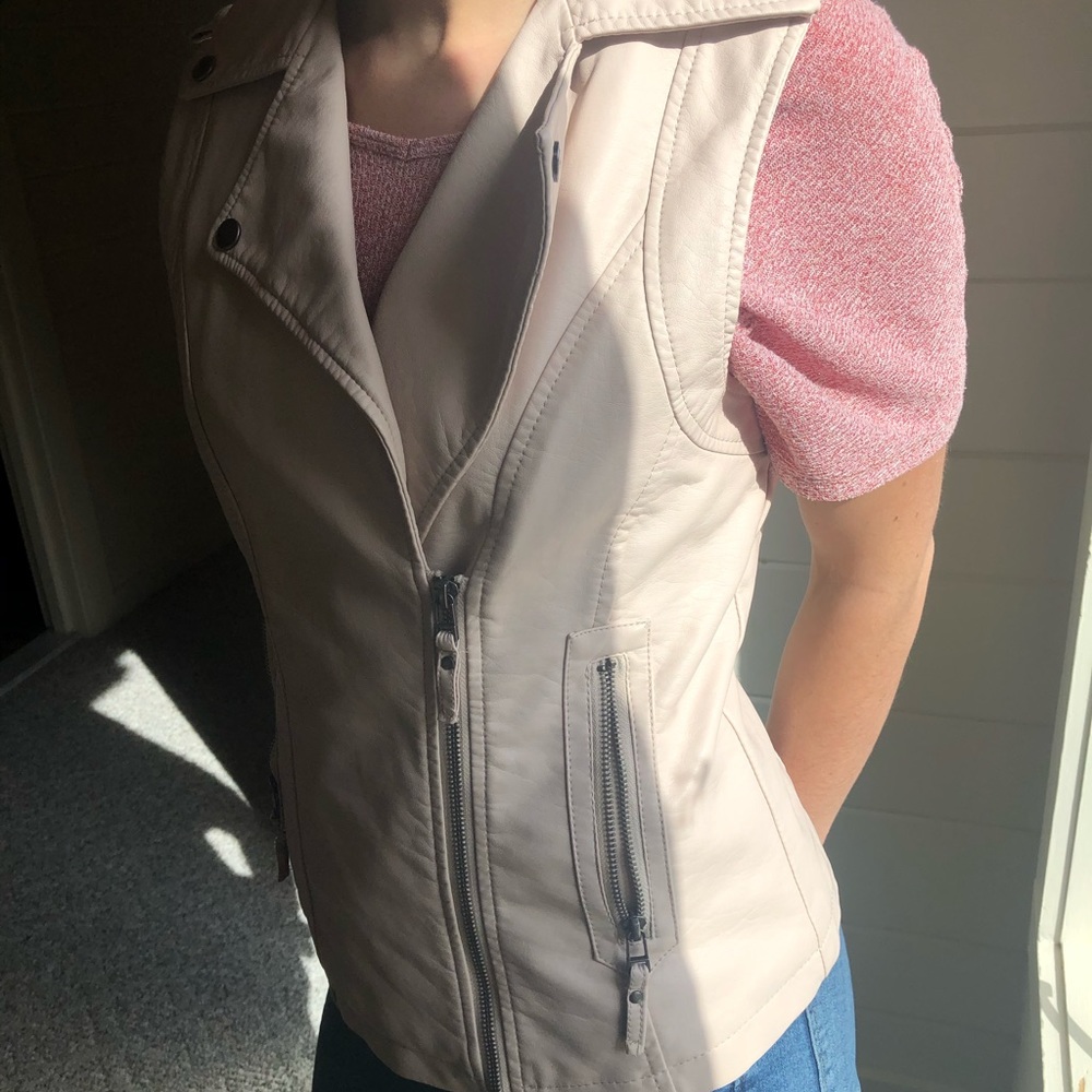 NWOT faux leather vest (pale pink)
